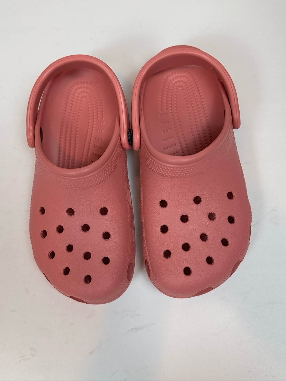 Crocs Classic Clog in Strawberry Wine M5 W7 Unisex Comfort Shoes